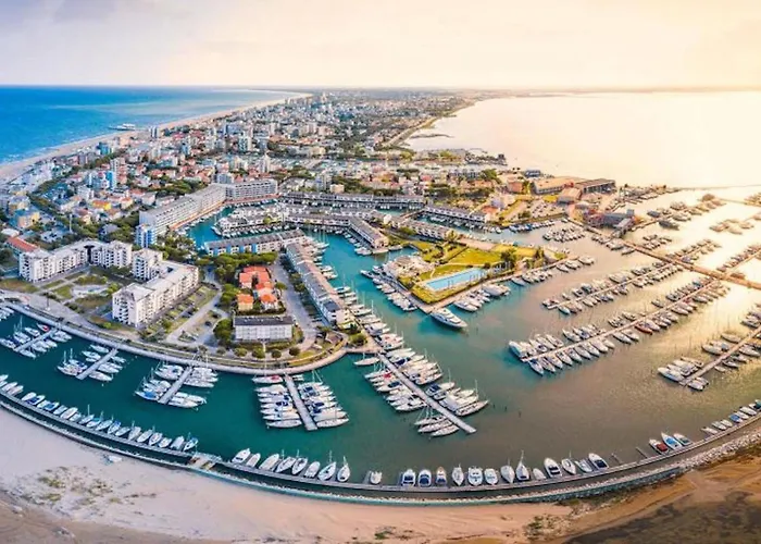 Modern Duplex By The Apartman